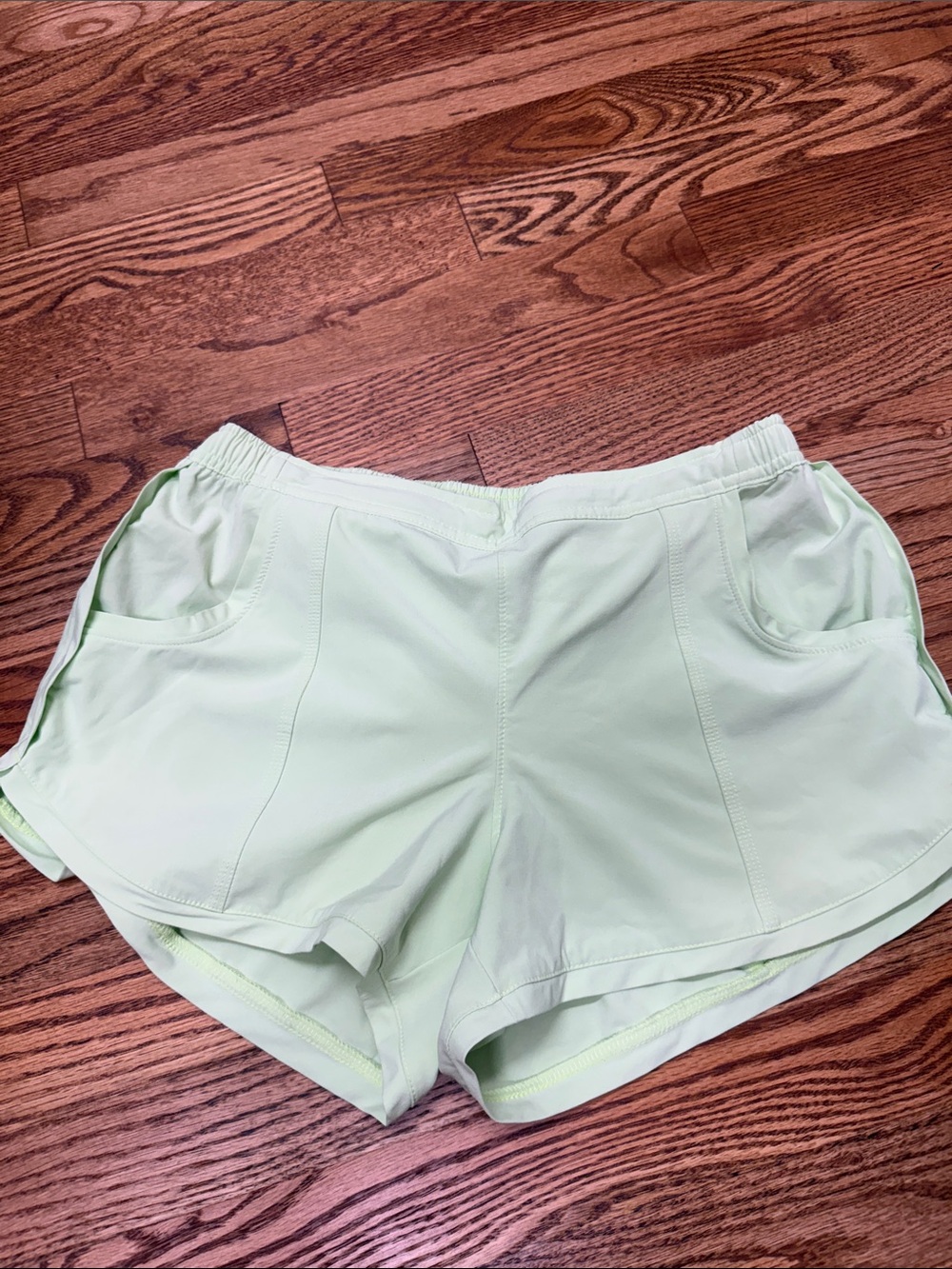 Athleta Pale Green Women's Athletic Shorts